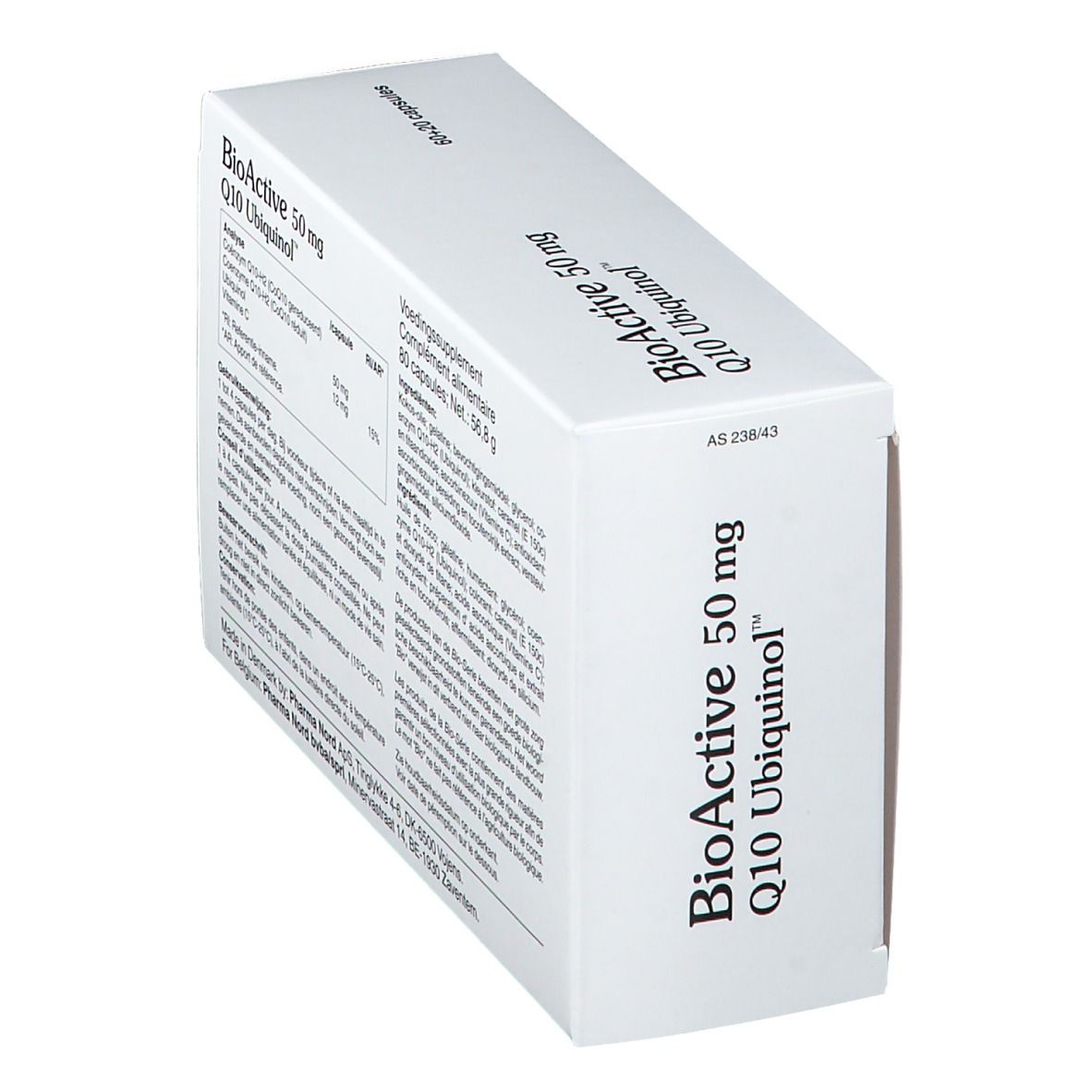 Schuin geplaatste doos BioActive 50 mg Q10 Ubiquinol. Tekst en fabrikantinfo op de zijkant.