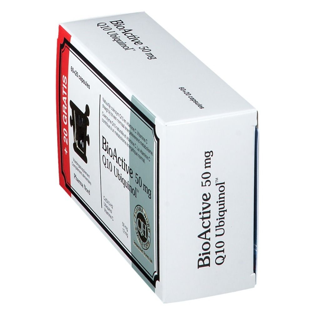 Schuin geplaatste doos BioActive 50 mg Q10 Ubiquinol. Tekst en fabrikantinfo op de zijkant.