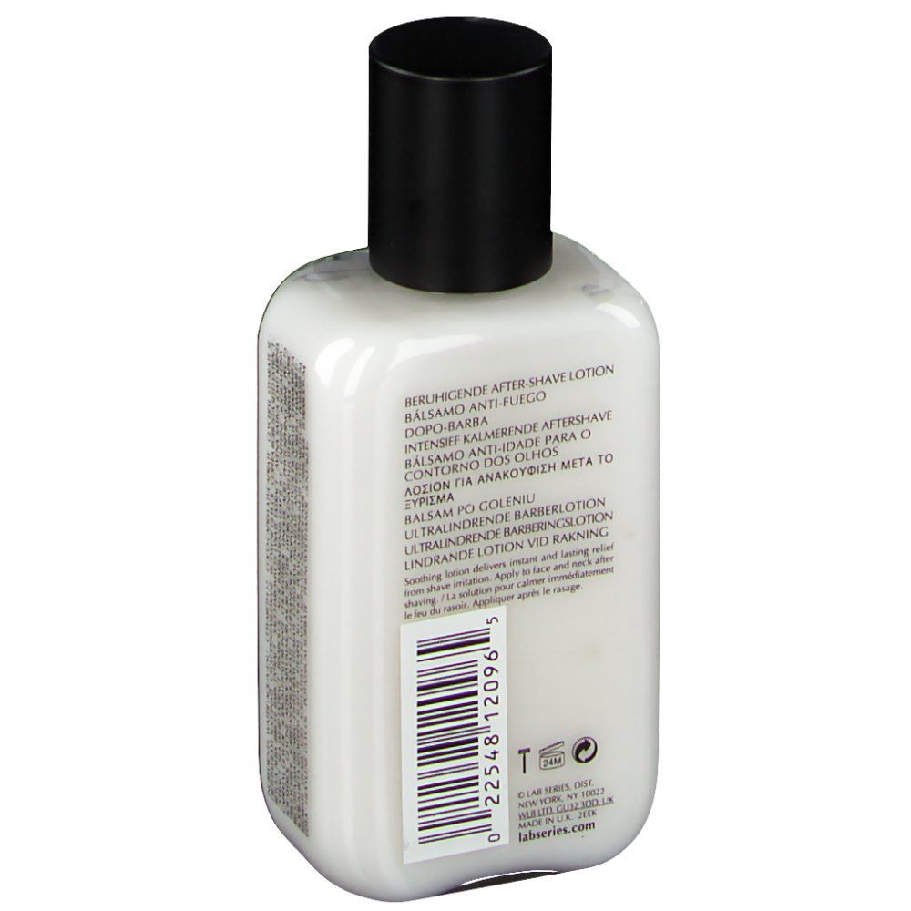 Witte fles, zwarte dop. Achterkant met tekst, barcode en logo. Benaming: Verzachtende aftershave lotion.
