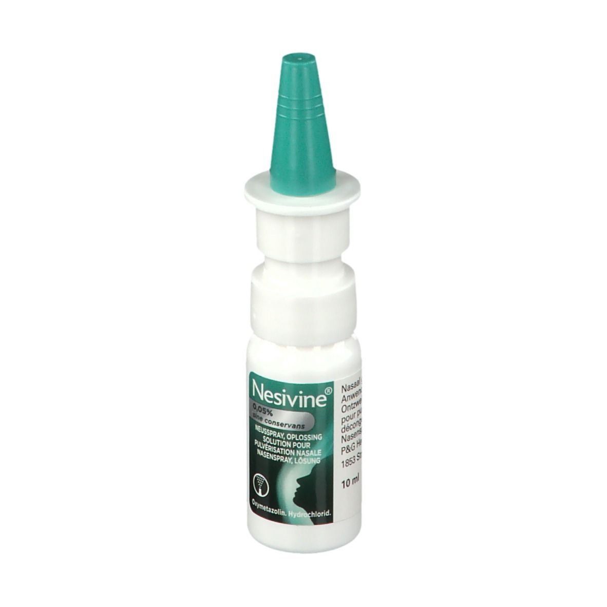 Witte neussprayfles met groene sproeikop. Opschrift: Nesivine 0,05%, neusspray. Afdruk met profiel.