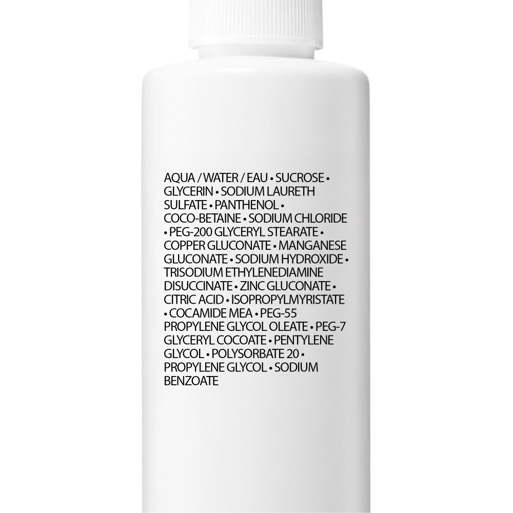 Close-up van ingrediënten op witte achtergrond. Tekst: Aqua, Glycerin, Sodium Laureth Sulfate, Panthenol.