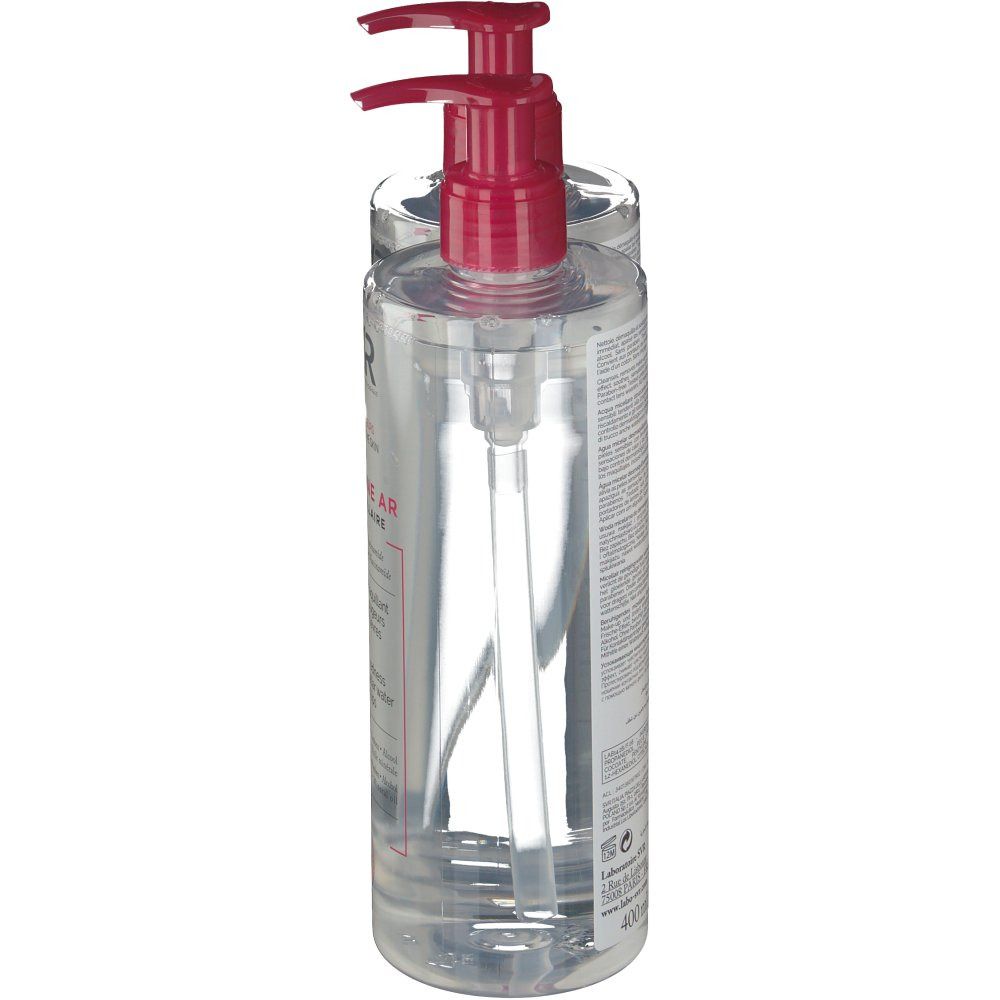 Flacon transparent avec pompe rouge. Inscription: SVR, Sensifine AR Eau Micellaire. 0%.