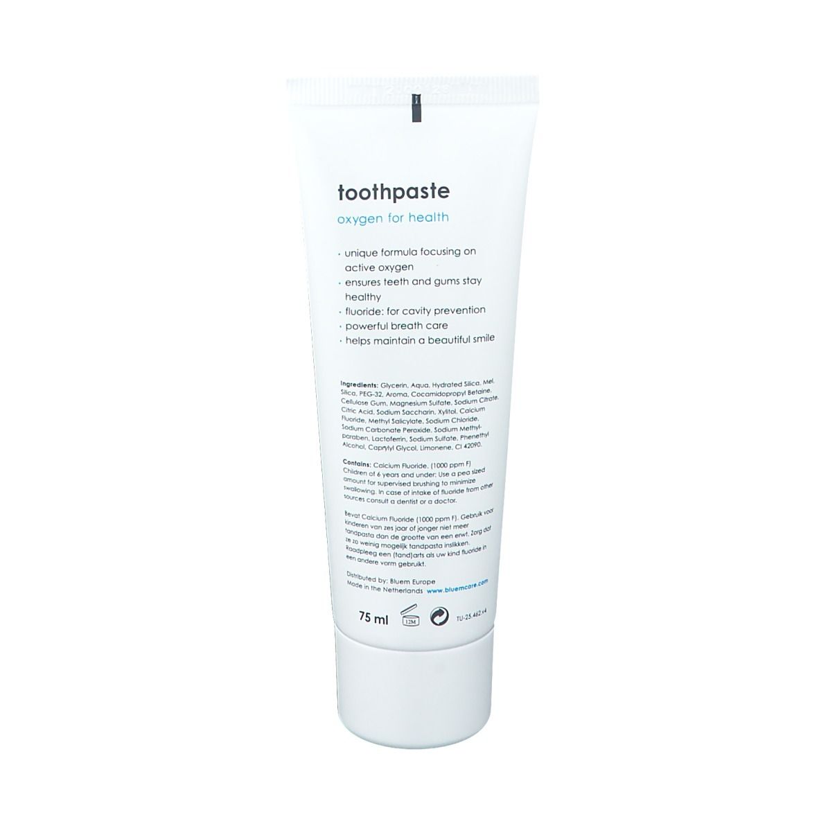 Rückseite der Zahnpasta-Tube. Enthält Inhaltsstoffe und Text. Aufschrift: Zahnpasta, 75 ml.