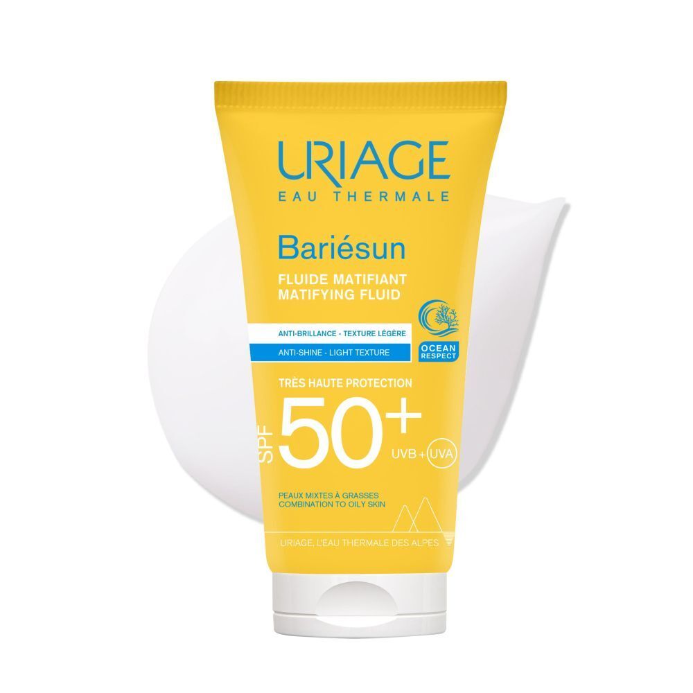 Gele tube Uriage Bariesun Mat Fluide SPF50+. Tekst, witte achtergrond.
