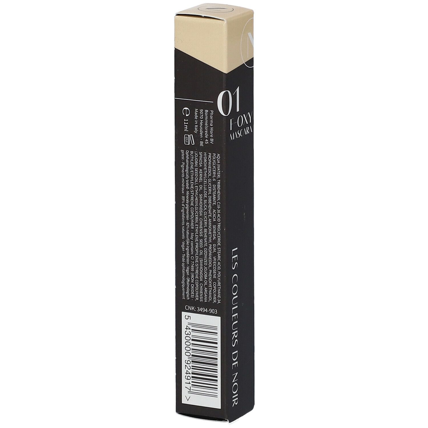 Achterkant van de mascara verpakking. Tekst en barcode. Les Couleurs de Noir, Foxy Mascara.
