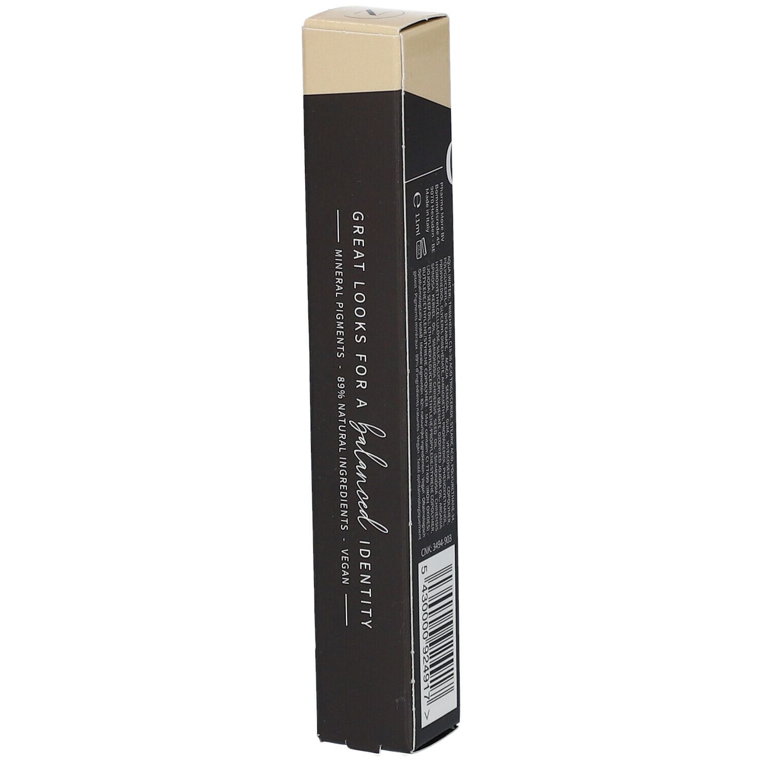 Zijkant van de mascara verpakking. Tekst: Great Looks for a balanced identity. Vegan.