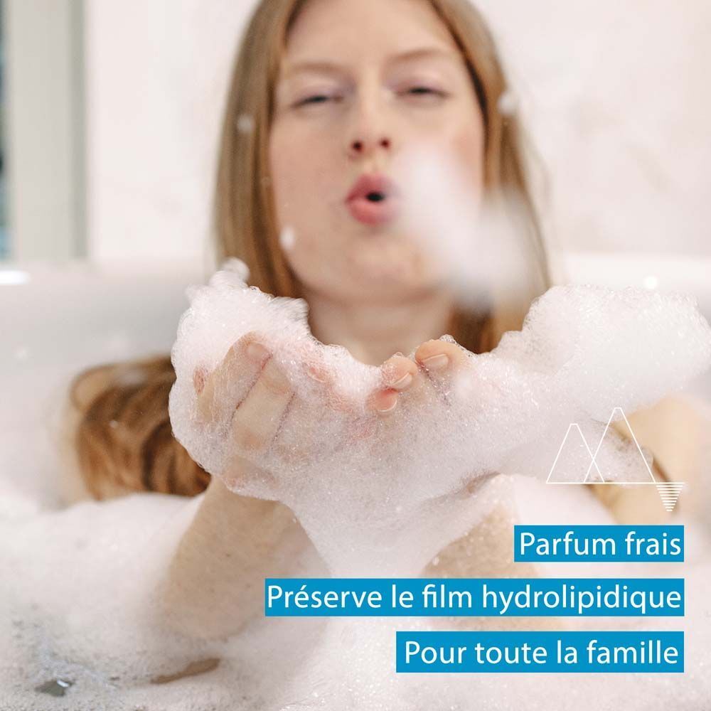Dos du flacon. Texte multilingue. Uriage Gel Surgras Dermatologique.