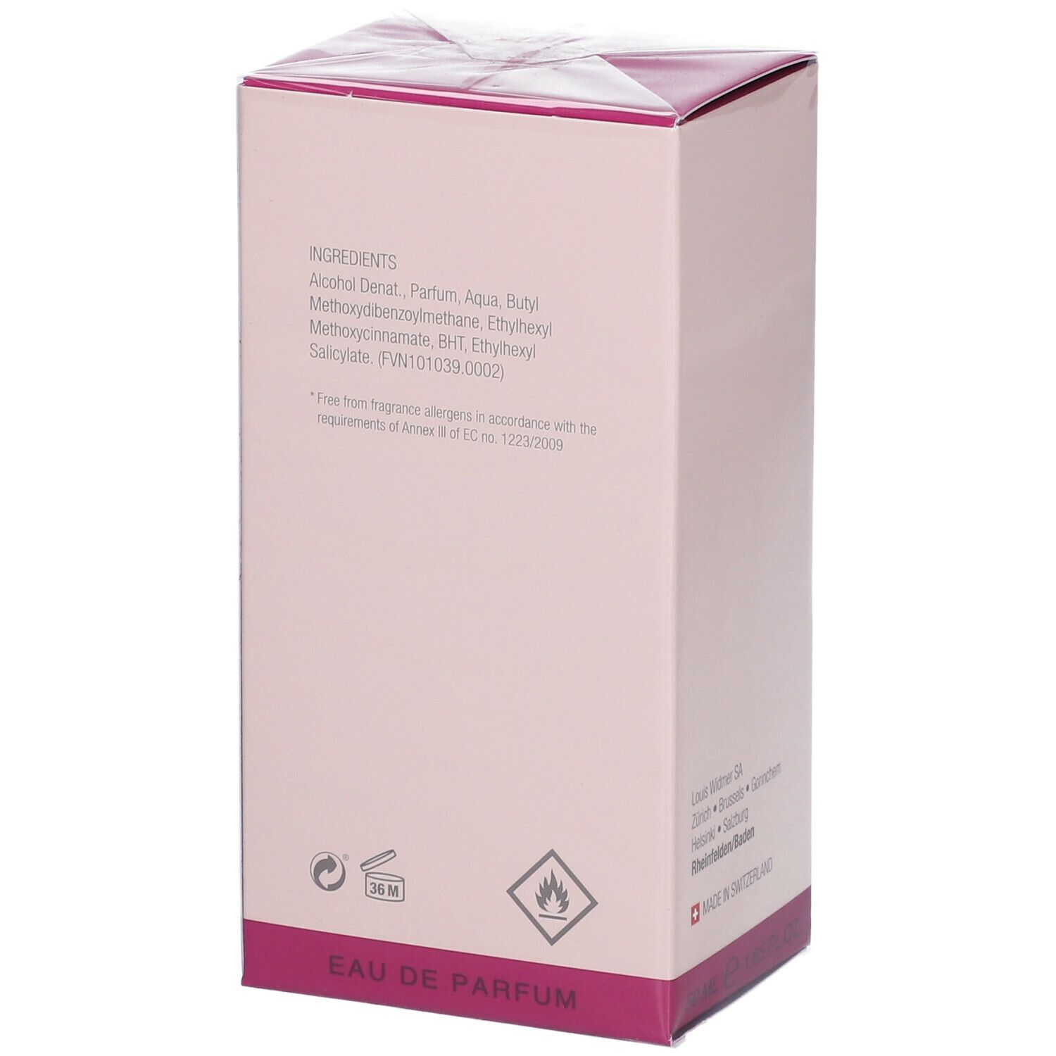 Achterkant van de roze verpakking van Louis Widmer L'Eau de Peau. Ingrediëntenlijst, waarschuwingen en plaats van fabricage: Made in Switzerland.