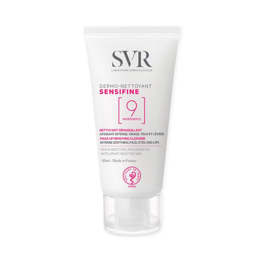 Witte tube SVR Sensifine Dermo-Nettoyant. Tekst: 9 ingrediënten. Reiniger voor reactieve huid. 50ml. Gemaakt in Frankrijk.