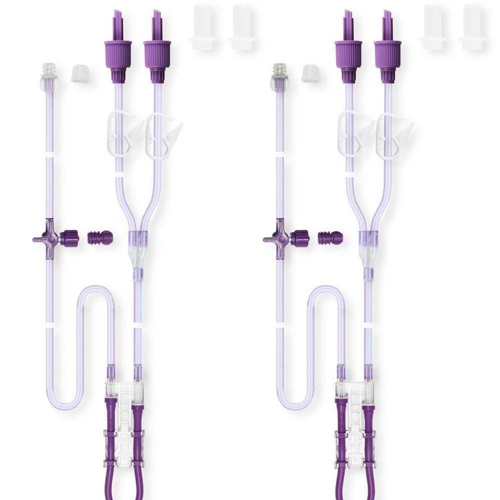 Deux lignes de perfusion avec connecteurs violets. Plusieurs connecteurs et raccords. Tubes clairs et flexibles.