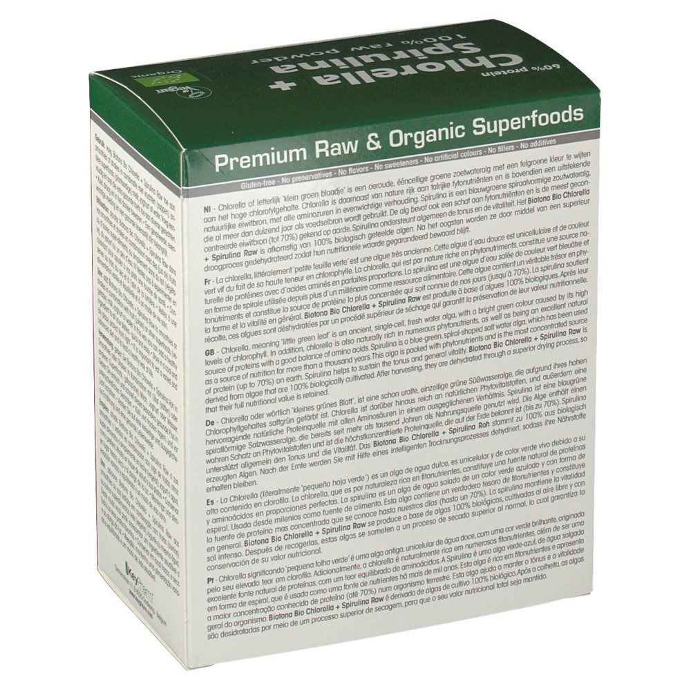 Doos Biotona Chlorella + Spirulina. Achterkant met tekst in meerdere talen. Bio-keurmerk bovenaan.