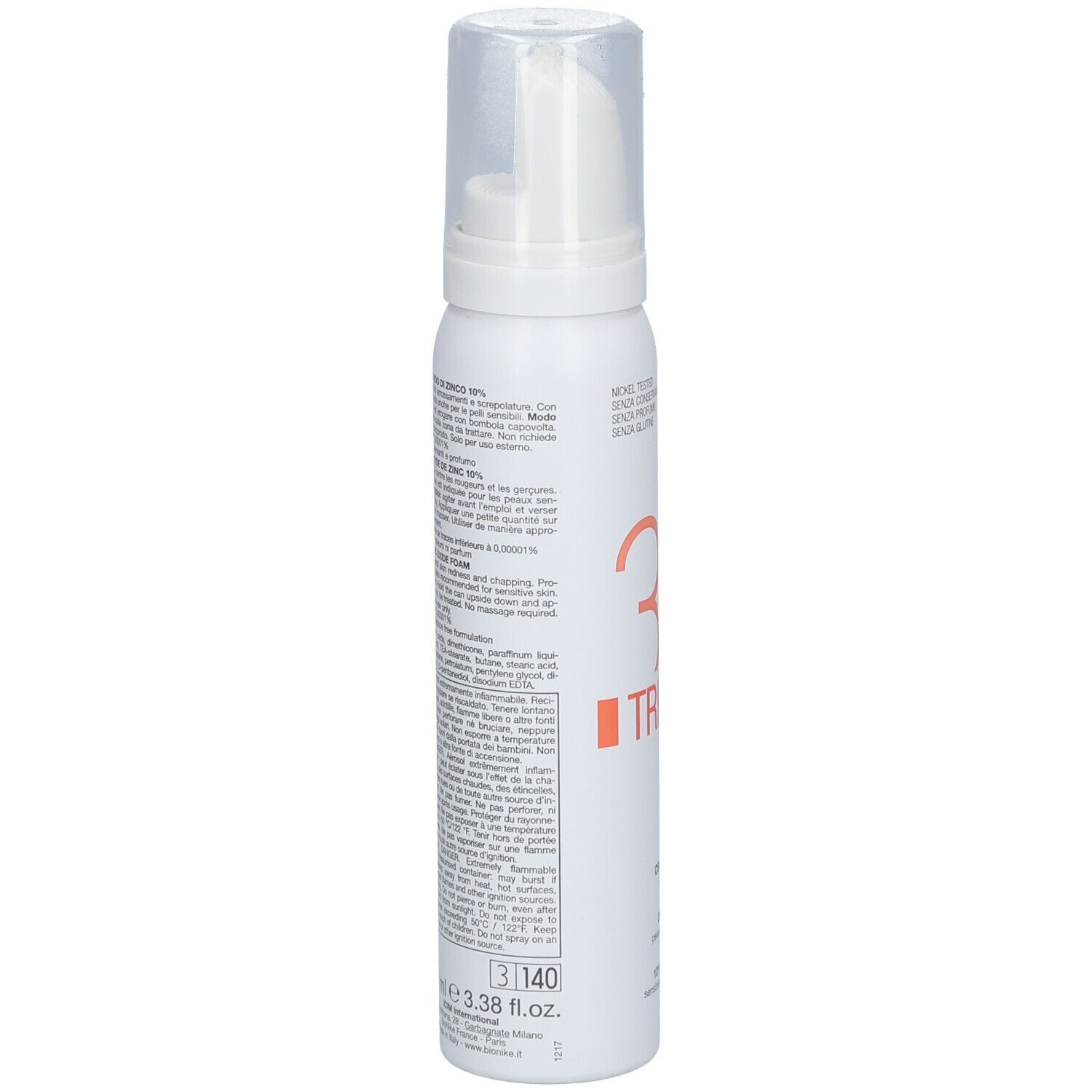 Witte fles, zijaanzicht. Opschrift: BioNike, 3 Triderm Zeta. Meertalige tekst.