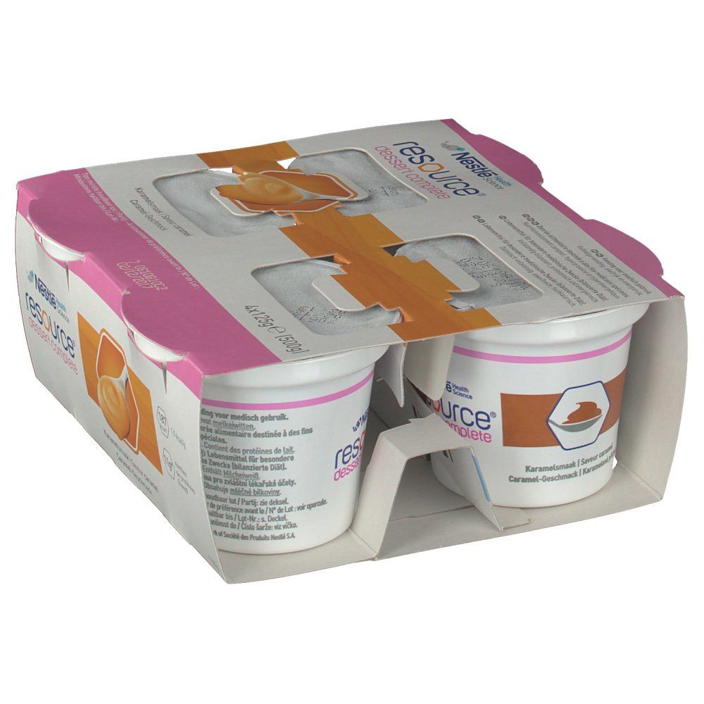 Emballage de quatre pots. Inscription: Nestle Resource Dessert Complete Caramel. Emballage rose et blanc.