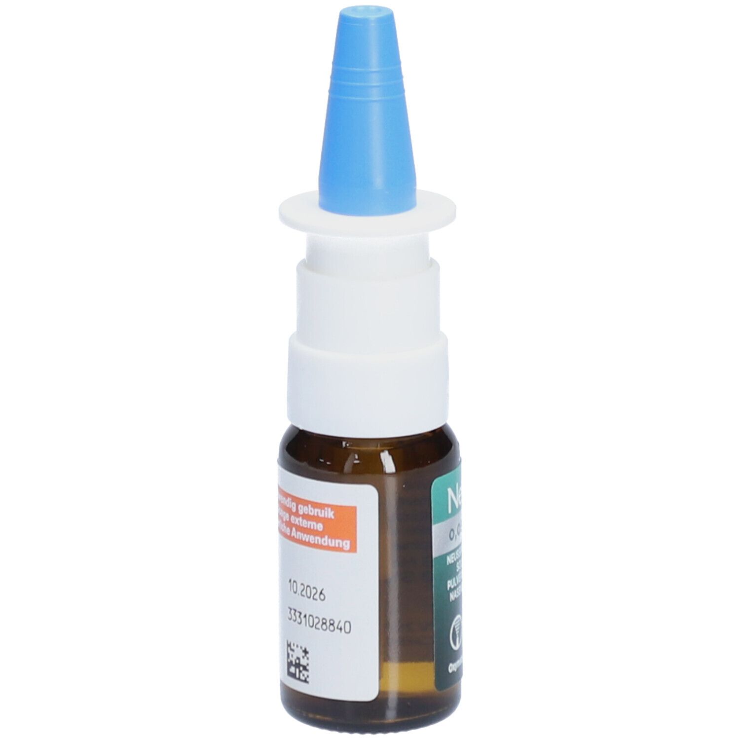 Neussprayfles, bruin glas, blauwe sproeikop. Etiket met vervaldatum en lotnummer.