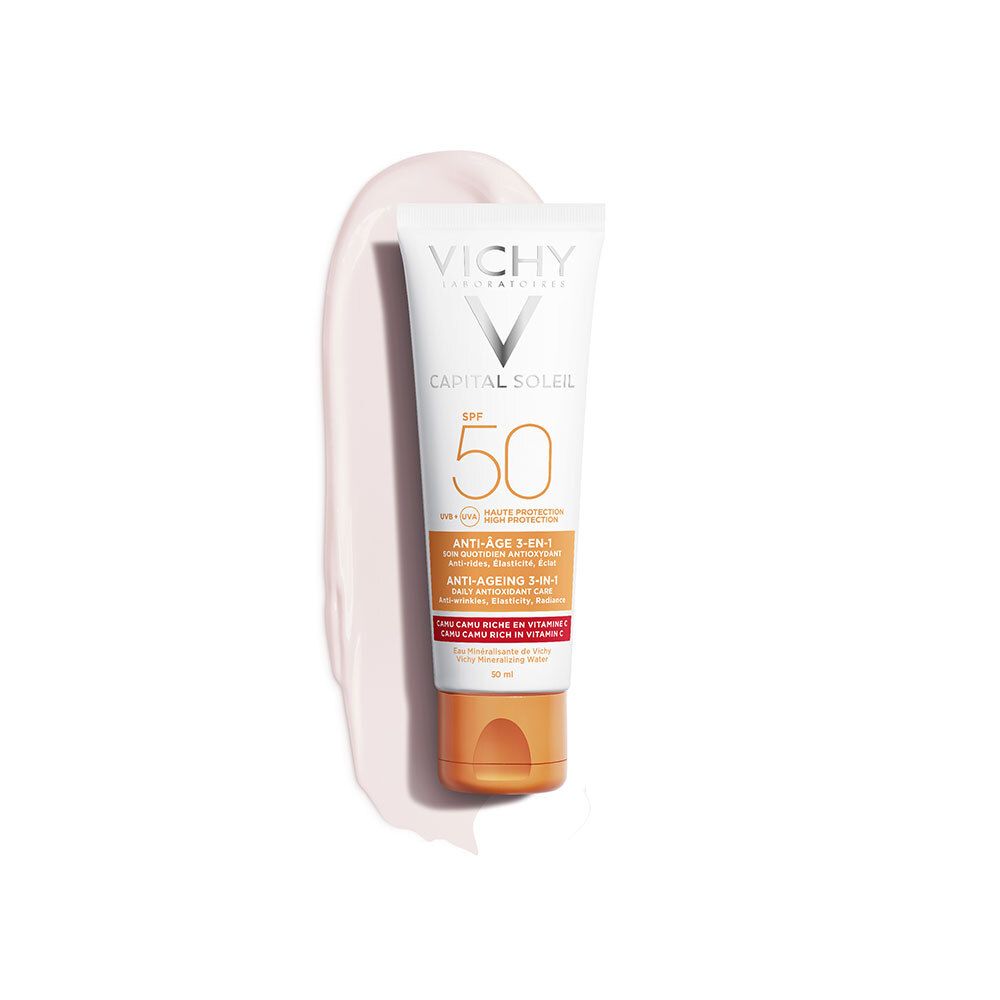 Tube mit Sonnencreme und Klecks. VICHY CAPITAL SOLEIL SPF 50. Text: Anti-Age 3-in-1.
