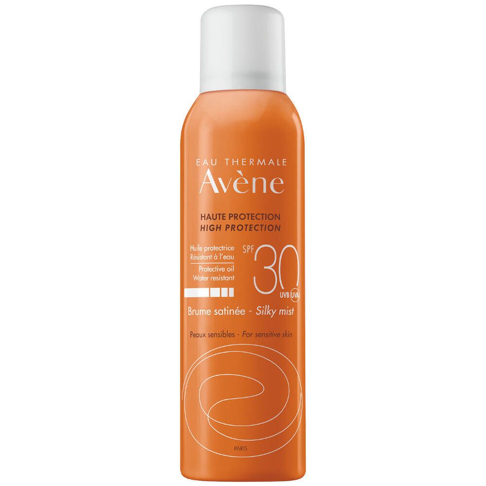 Flacon spray orange avec bouchon blanc. Inscriptions: Eau Thermale Avène, SPF 30, Brume satinée. Pour peaux sensibles.