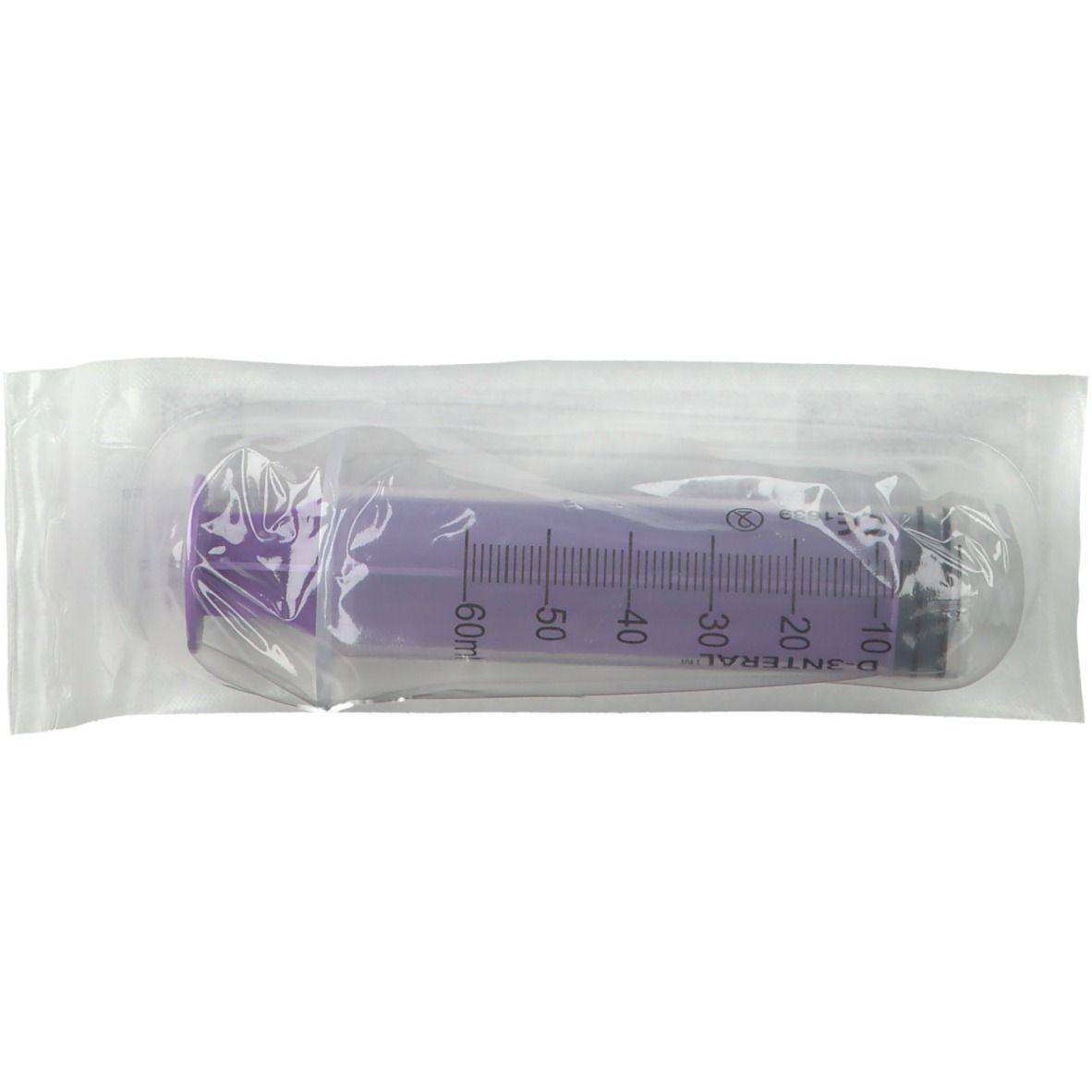 Spuit in plastic verpakking. Paarse zuiger, zwarte stamper. Schaal tot 60 ml. "D-3NTERAL" en "ENFit" zichtbaar.