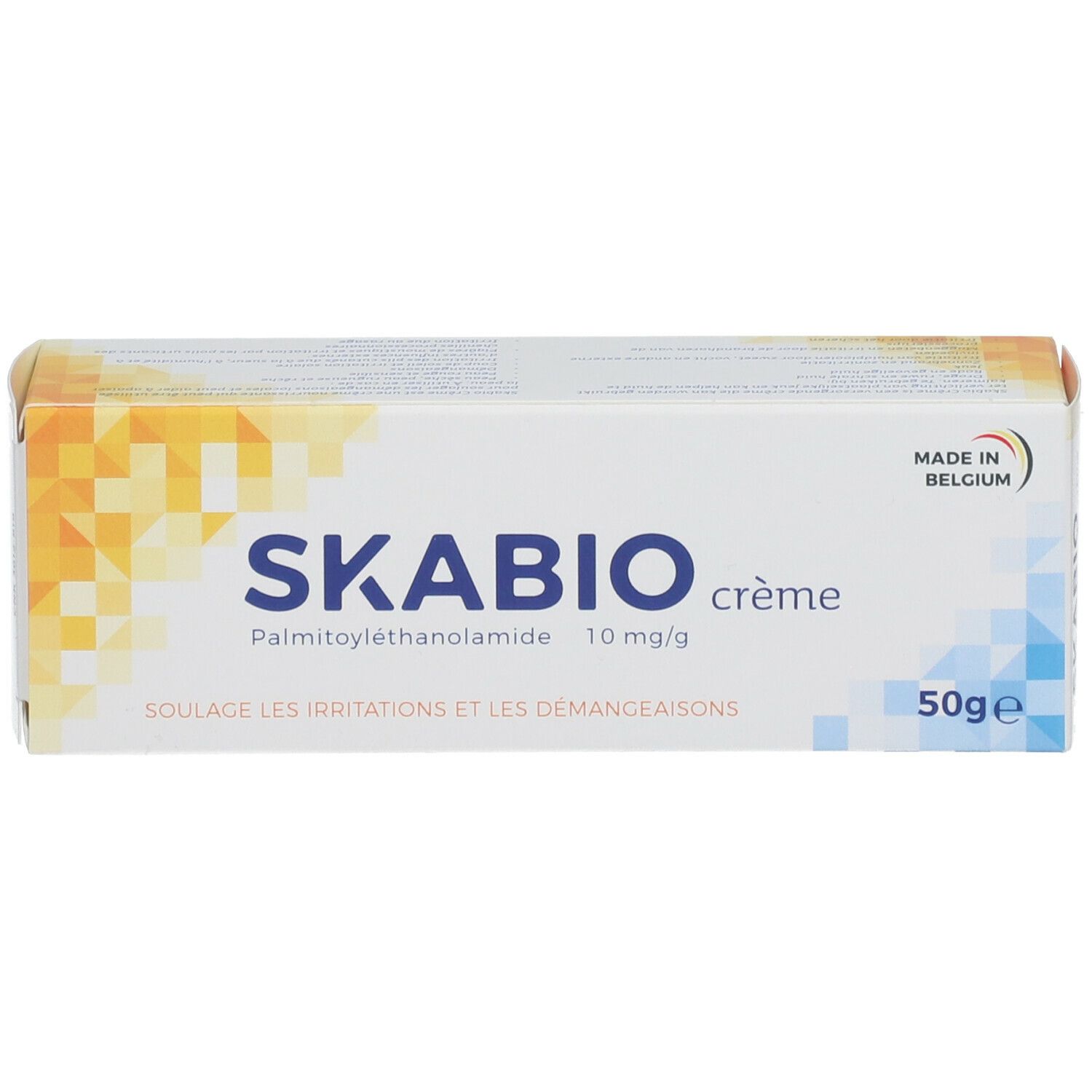 SKABIO crème doos. Wit met geel-blauw design. Opschrift: SKABIO crème, 10 mg/g, 50g. Gemaakt in België.