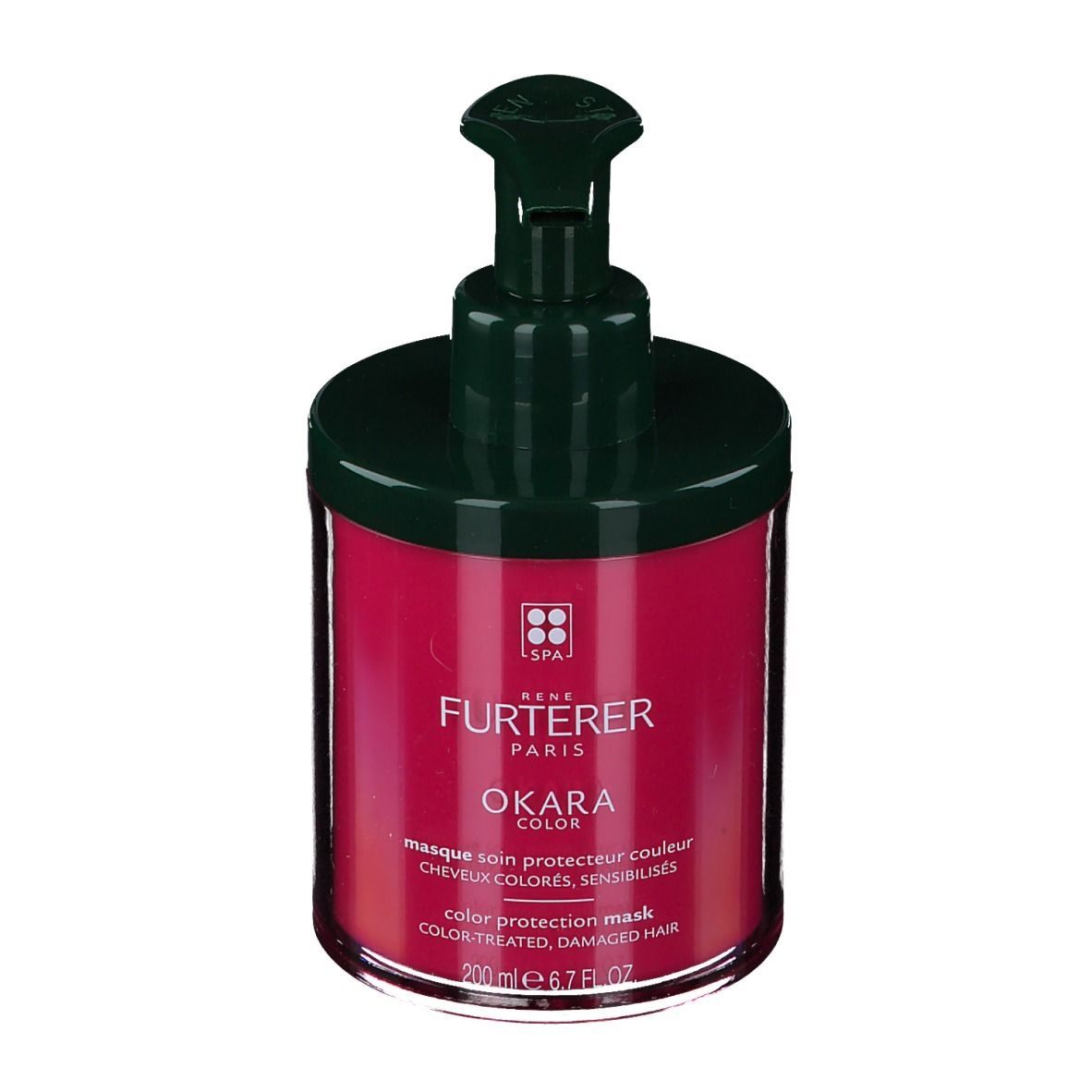 Flacon rond avec pompe. Liquide rouge, couvercle vert foncé. Inscription : Okara Color, Color Protection Mask.