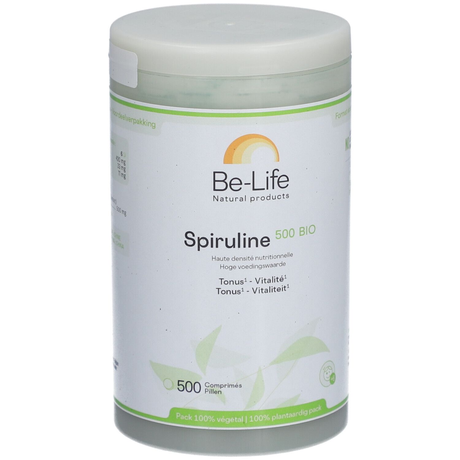 Boîte cylindrique avec couvercle. Inscription: Be-Life Spiruline 500 BIO. 500 comprimés. Design vert et blanc.