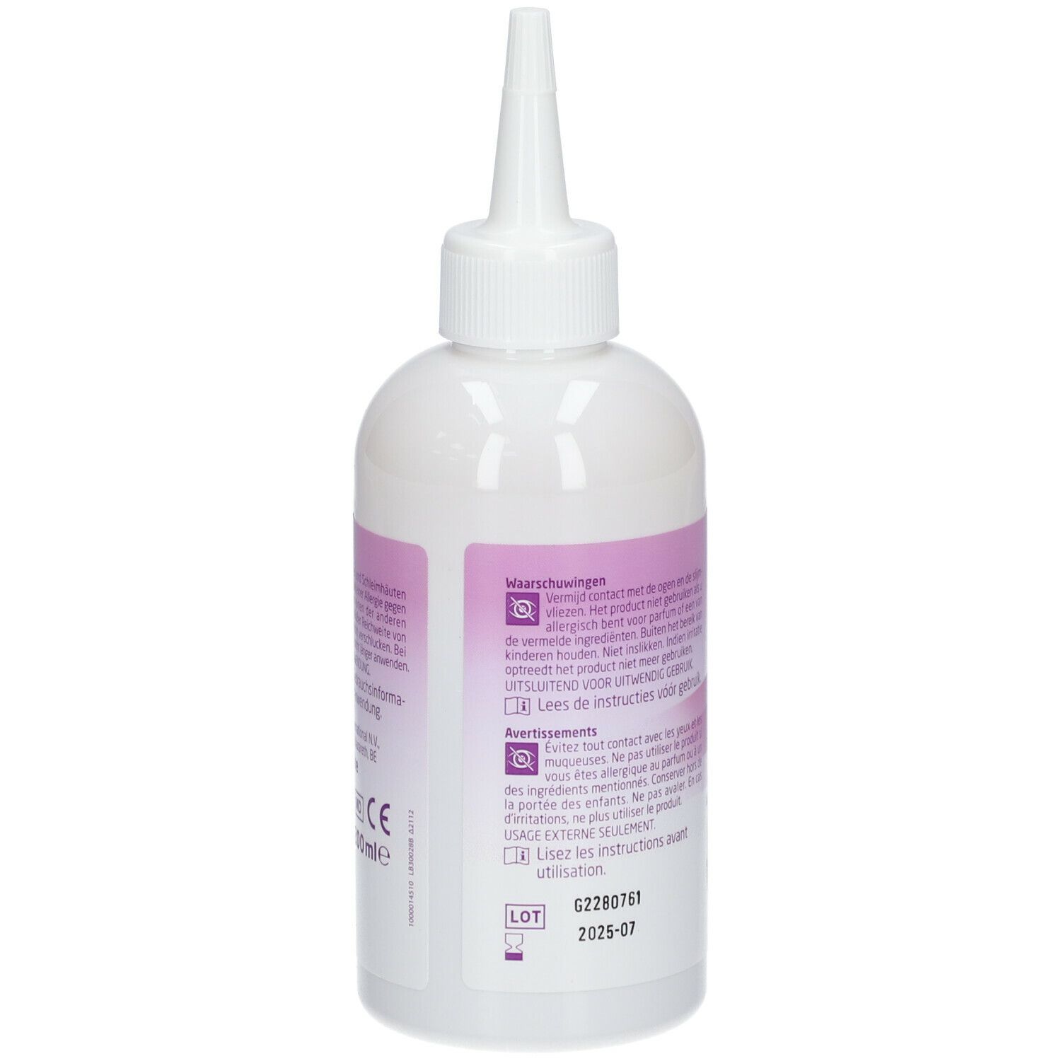 Witte fles met puntige applicator. Etiket met productinformatie en lotnummer.