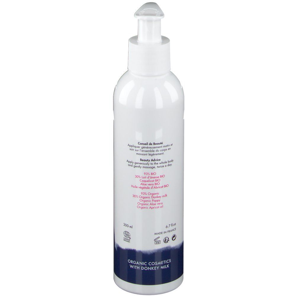 Witte fles met pomp, achterkant met tekst. Ingrediënten en gebruikstips. Biologische certificering. Gemaakt in Frankrijk.