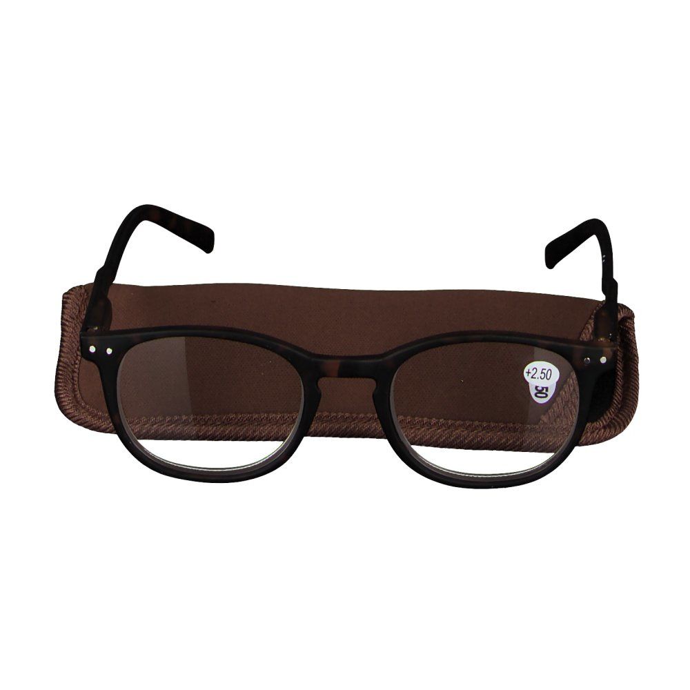 Brille mit schwarzem Rahmen und braunem Etui. Auf dem rechten Glas steht +2.50.