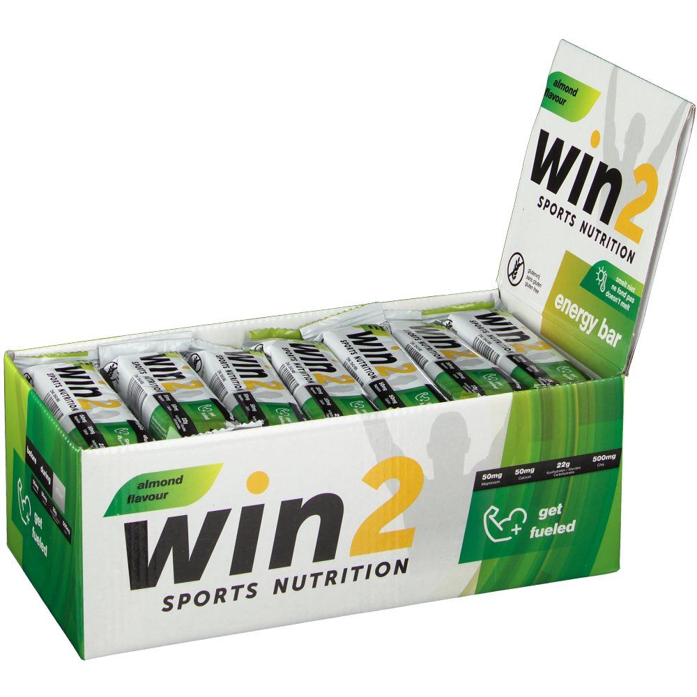 Open doos met win2 energy bars. Opschrift: win2 Sports Nutrition, energy bar, get fueled. Amandelsmaak.
