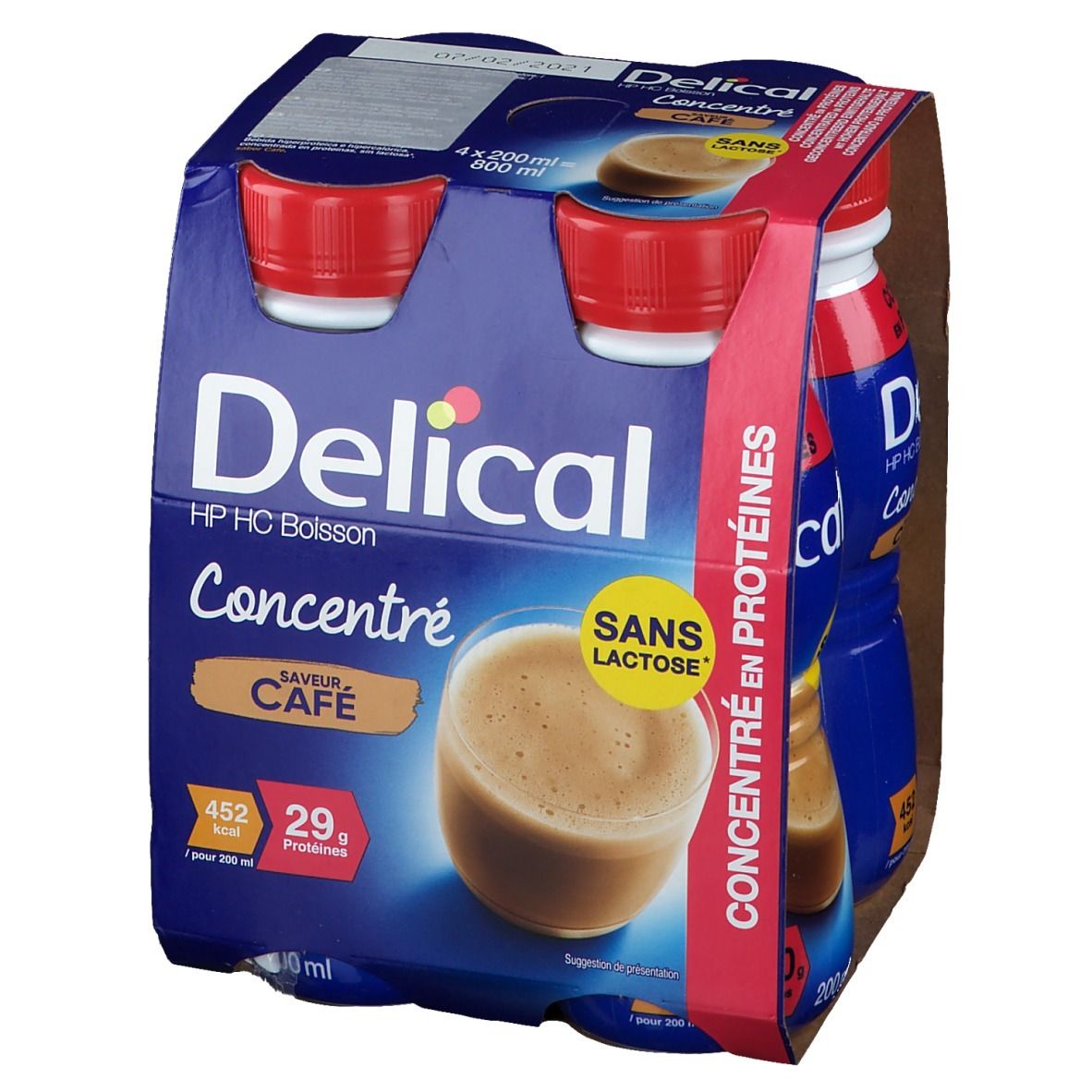 Emballage de quatre bouteilles. Bouteilles bleues, bouchons rouges. Inscription: Delical Concentré Café, sans lactose.