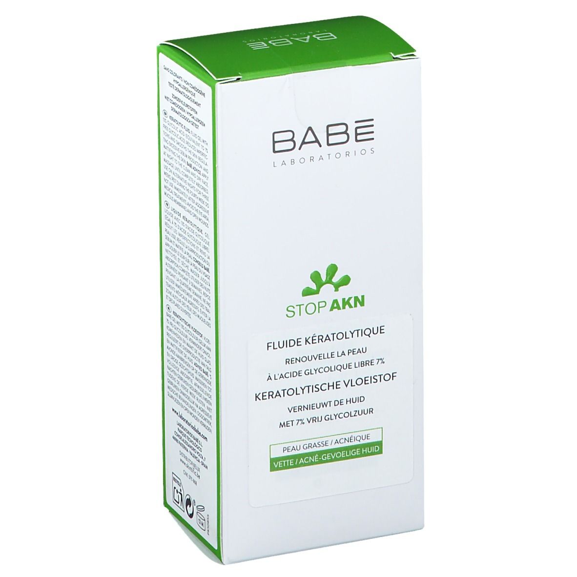 Emballage blanc et vert. Inscription: BABE Laboratorios, STOP AKN, Fluide kératolytique. Pour peaux grasses/à problèmes.