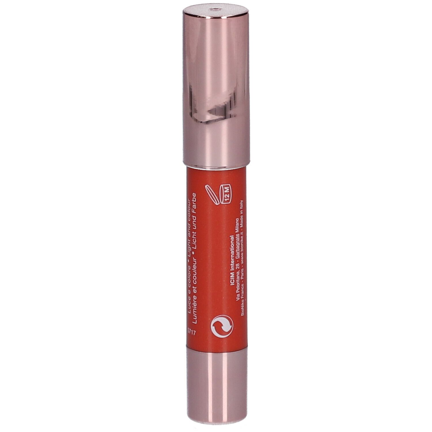 Rode lipstick met roségouden dop. Opschrift: BioNike, DEFENCE COLOR LIPLUMIERE, Licht en kleur.