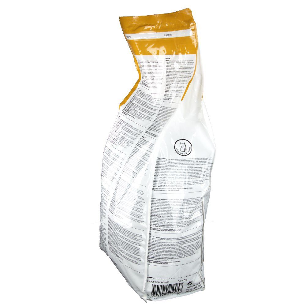 Rückansicht eines Beutels Tierfutter. Gelb-weiße Verpackung. Textinformationen und Logos.