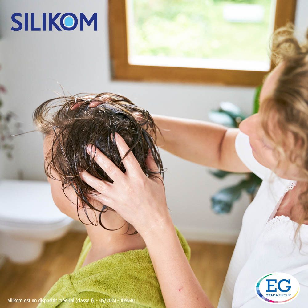 Silikom Once Shampooing, flacon, peigne et boîte. Présentation produit.