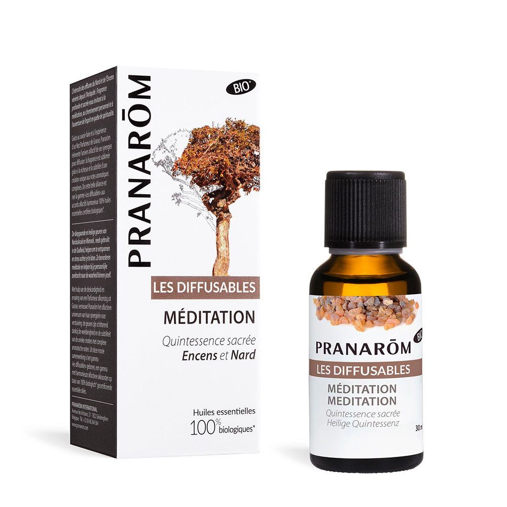 Flacon en verre brun avec bouchon noir et emballage. Inscription : PRANAROM, LES DIFFUSABLES, MÉDITATION.