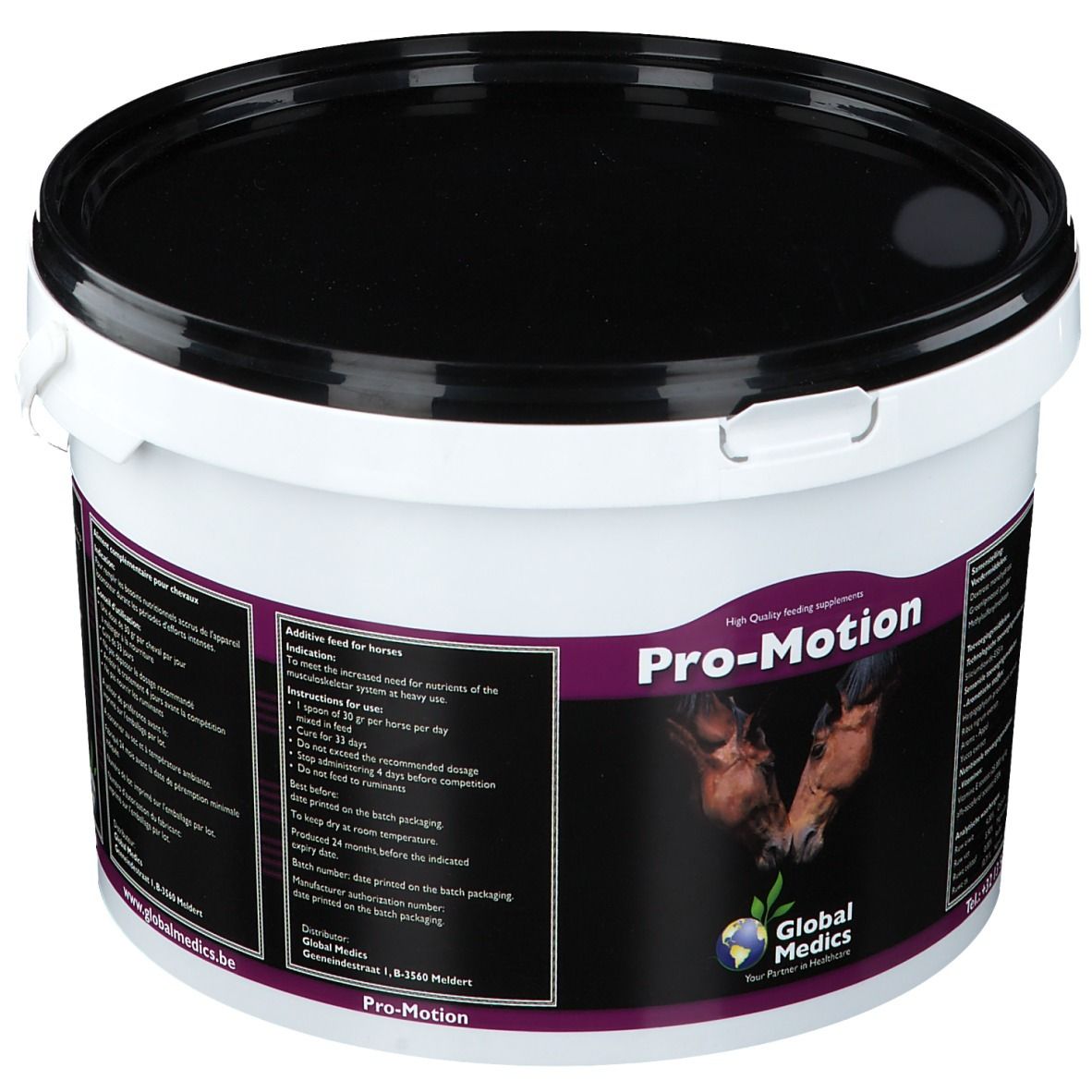 Seau blanc avec couvercle noir. Inscription "Pro-Motion" et logo. Contient un supplément pour chevaux.