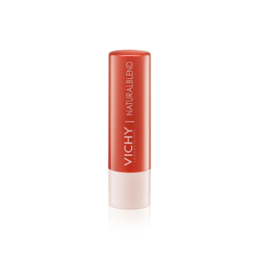 Baume à lèvres rouge et blanc, avec logo VICHY NATURALBLEND. Debout.