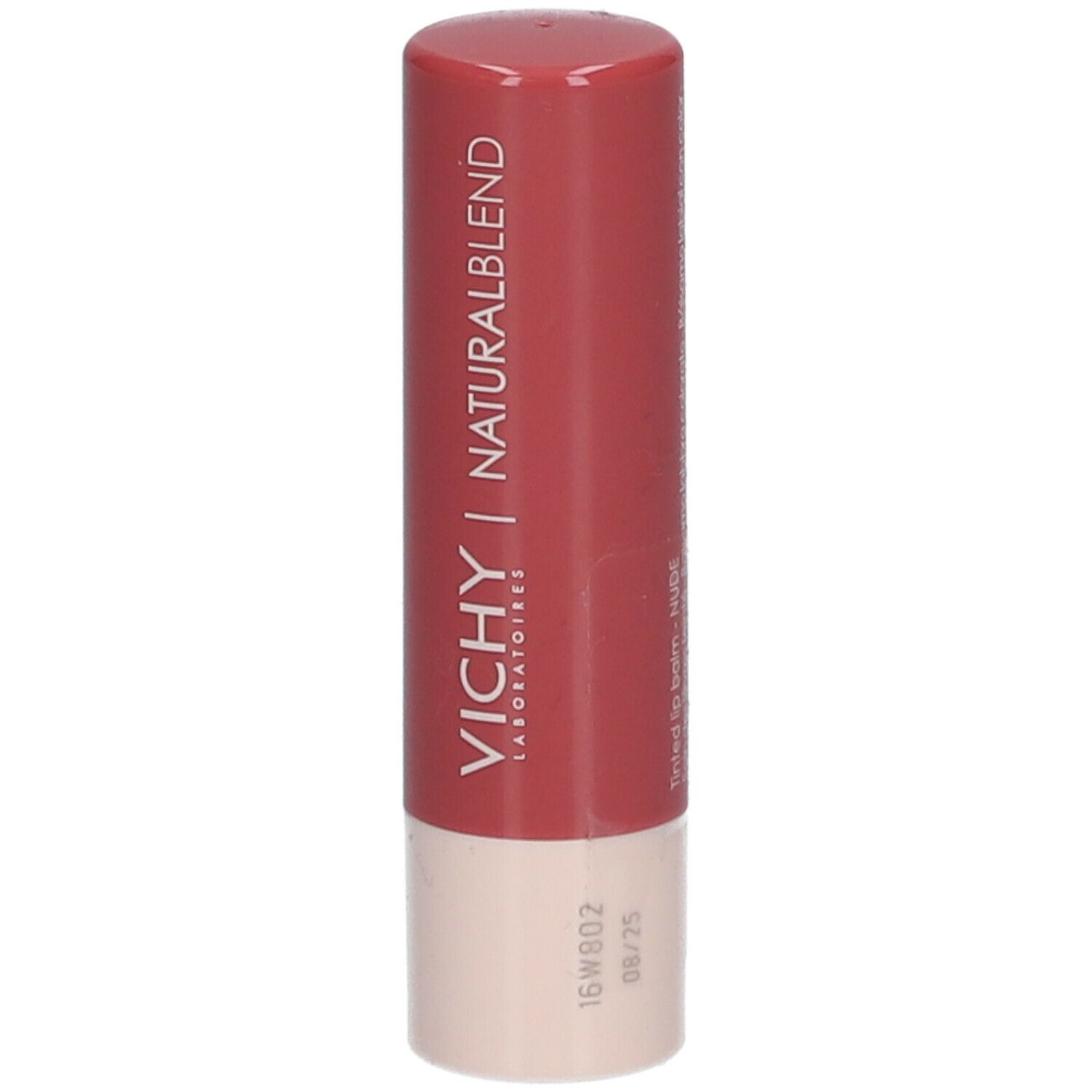 Lippenbalsam-Stift, nude. Marke VICHY NATURALBLEND. Aufdrucke: 16W802, 08/25. Auf weißem Hintergrund.