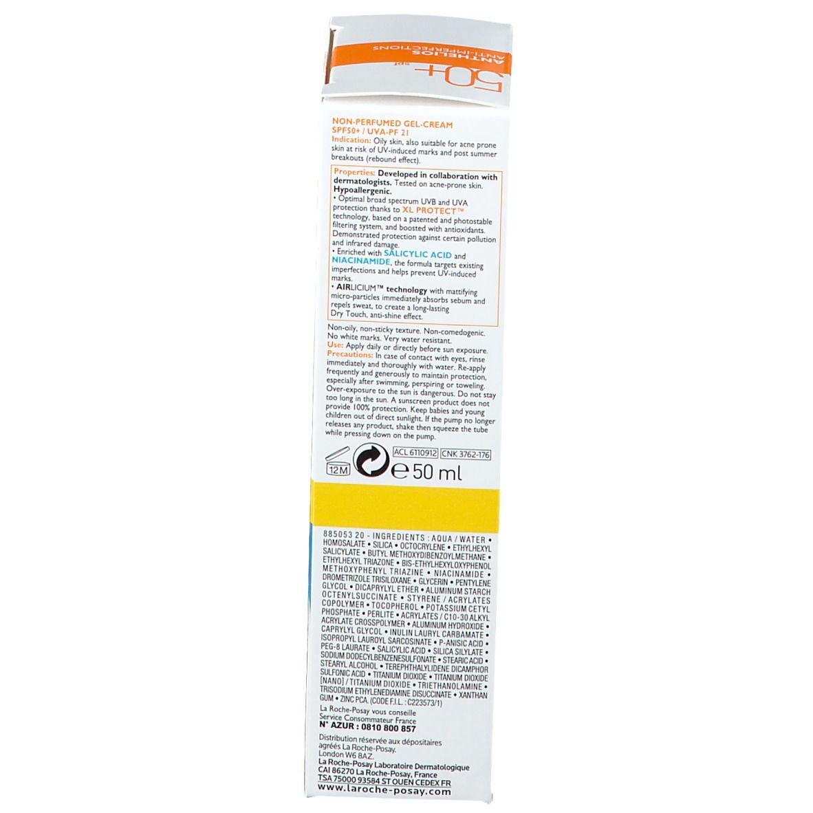 Emballage carton. Texte multilingue. Informations sur le produit et ingrédients.