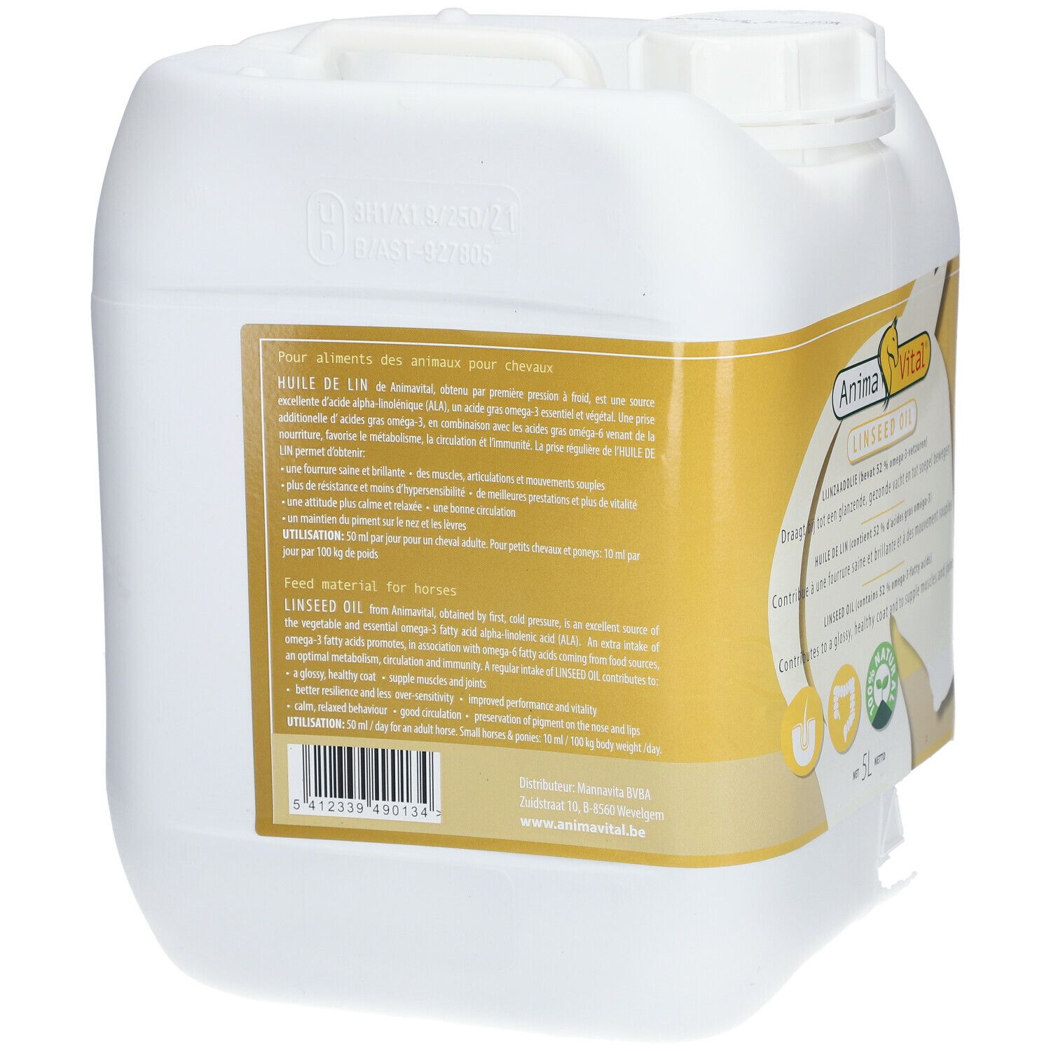 Achterkant van de witte jerrycan met etiket. Tekst in meerdere talen. Anima Vital Lijnzaadolie voor paarden.