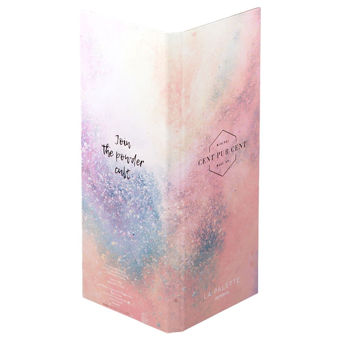 Rechthoekige verpakking, pastelkleuren. Tekst: "Join the powder cult" en "CENT PUR CENT".