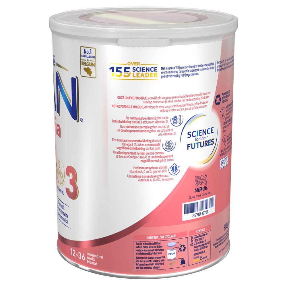 Achterkant van de Nestlé NAN Evolia 3-verpakking. Informatie, recyclinglogo, tekst. 800g. 12-36 maanden.