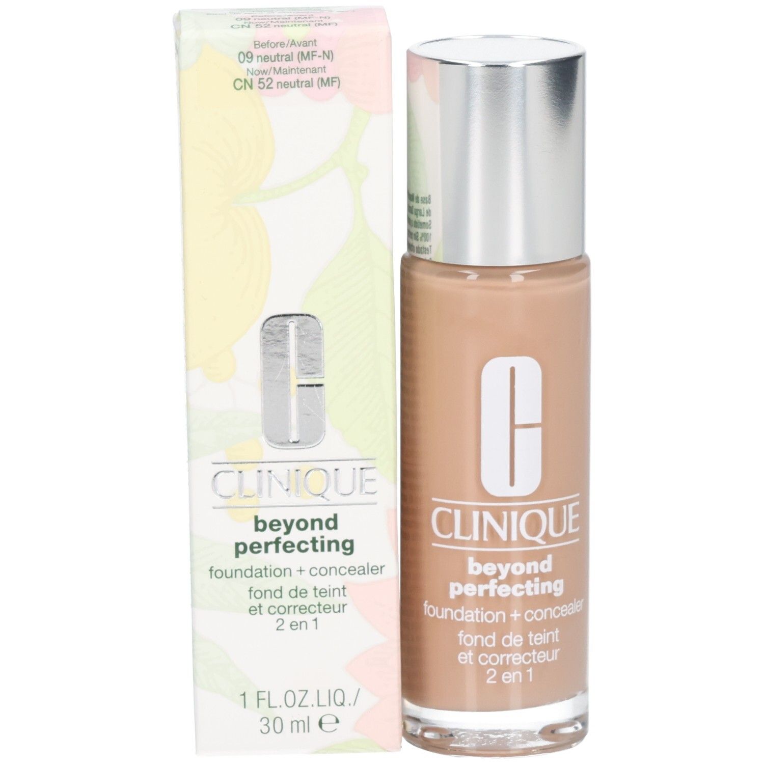Make-up-Flüssigkeit mit Verpackung. Aufschrift: Clinique, beyond perfecting, foundation + concealer, fond de teint et correcteur 2 en 1.