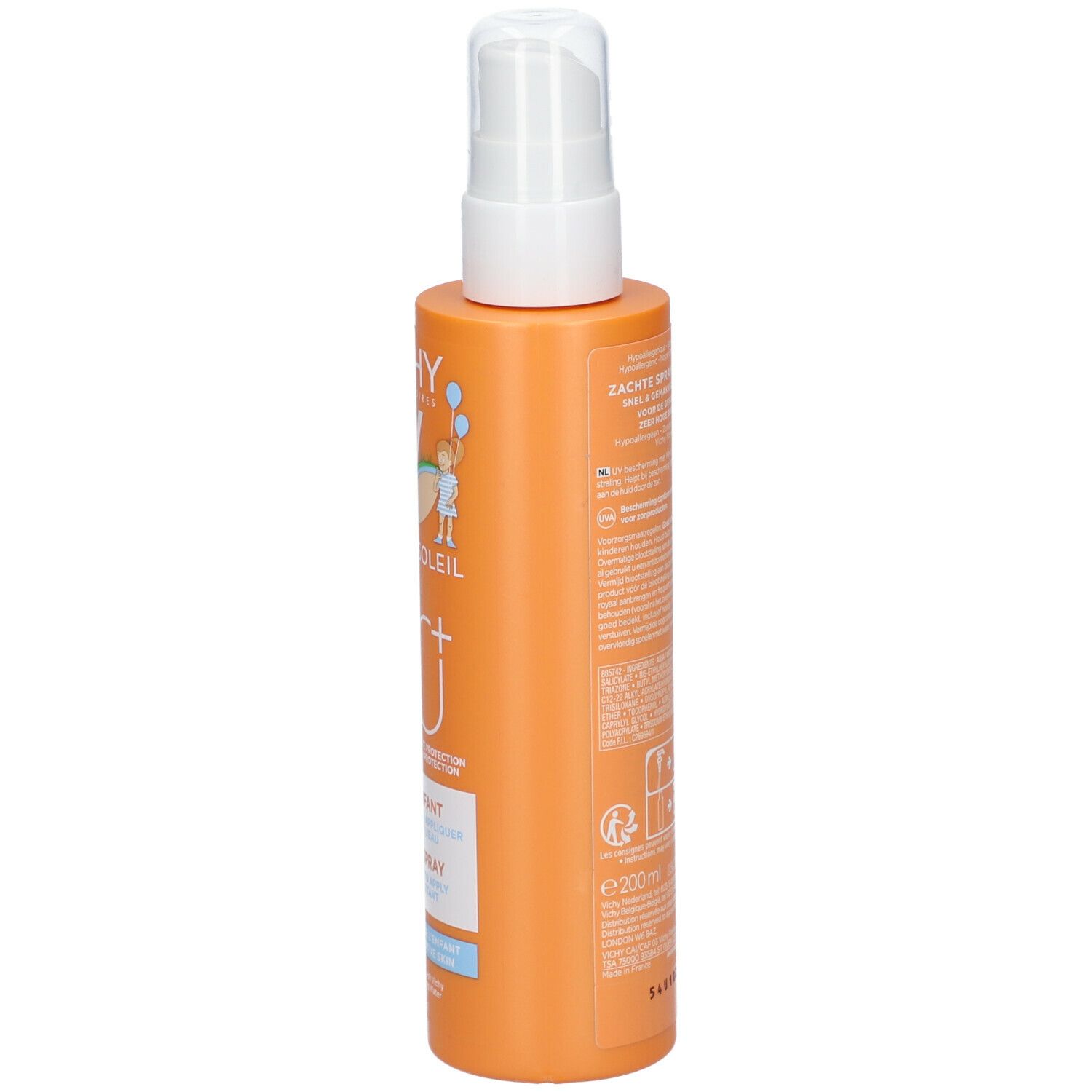 Flacon de spray solaire, vue latérale. Étiquette orange avec texte. Tête de pulvérisation blanche.