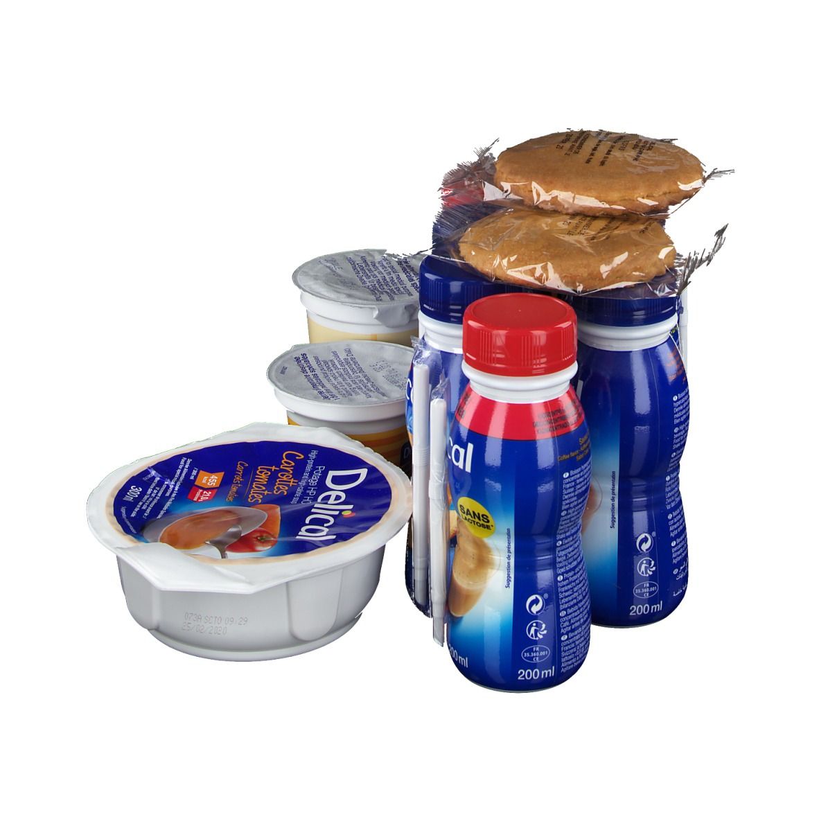 Produits Delical : bouteilles, yaourt, biscuits et un bol. Sur fond blanc.