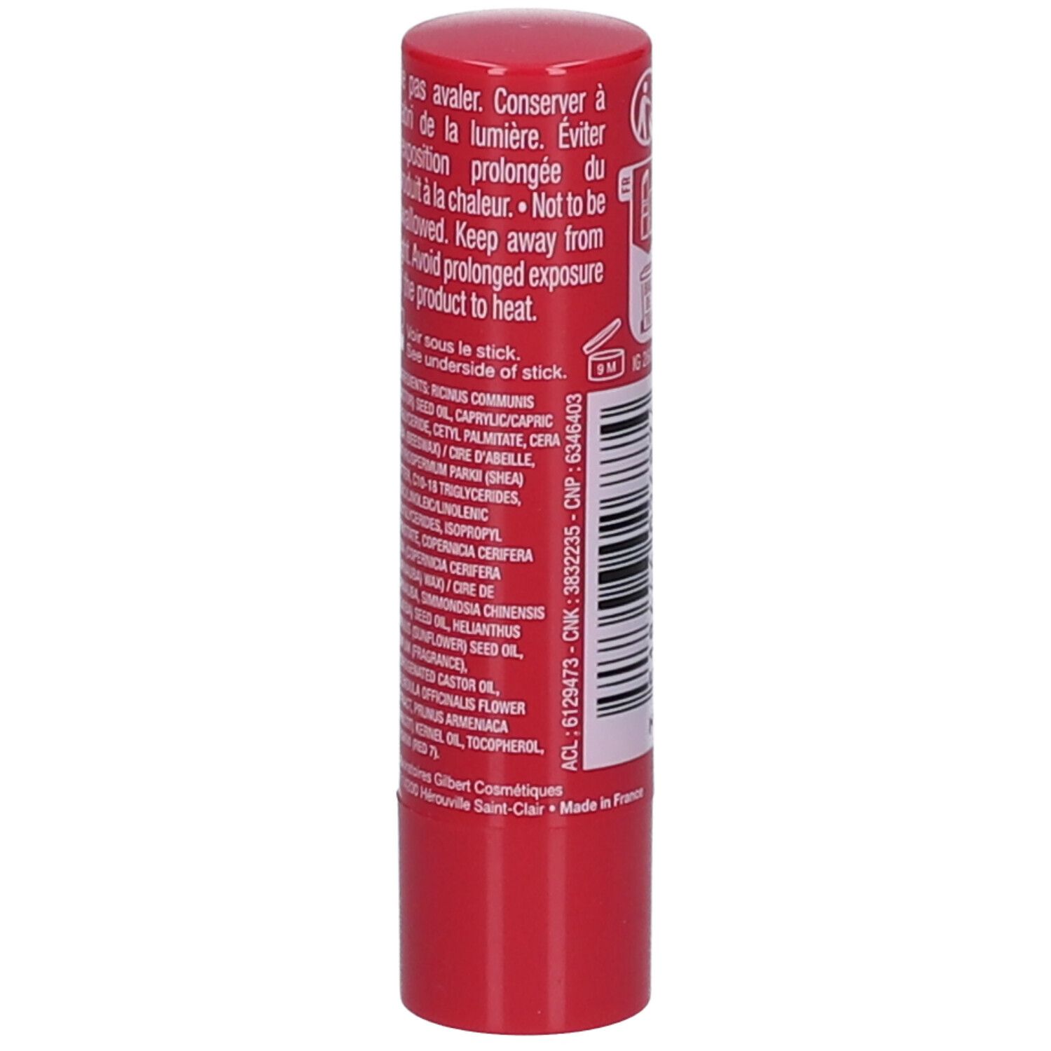 Stick de soin des lèvres rouge. Inscriptions: SOIN DES LÈVRES, 97% d'ingrédients d'origine naturelle, LIP CARE, Cherry Scent. Liste des ingrédients et avertissements.