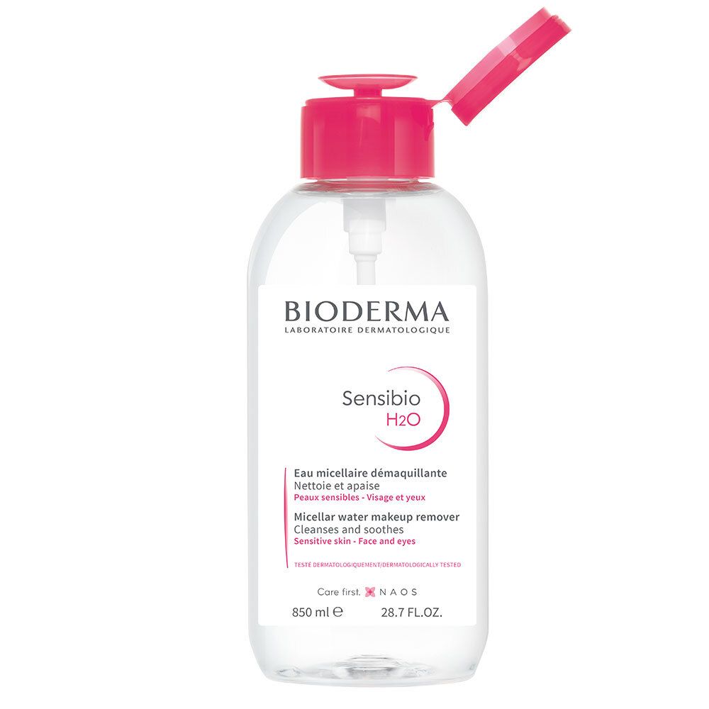 Klare Flasche mit rotem Klappdeckel. Aufschrift BIODERMA, Sensibio H2O. Mizellenreinigungswasser für empfindliche Haut.