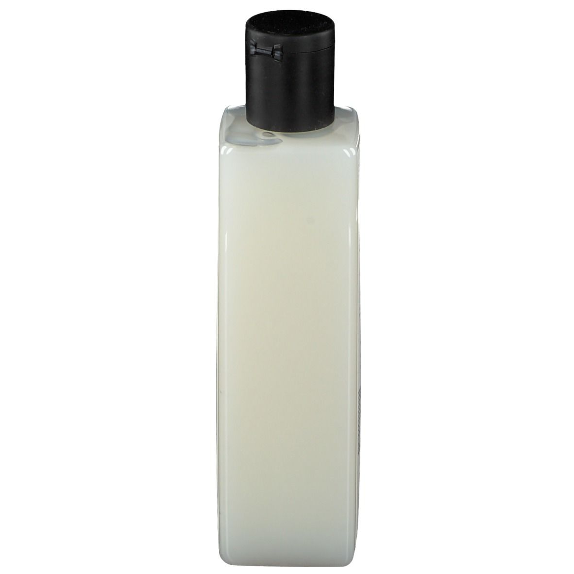 Flacon de shampooing rectangulaire avec bouchon rabattable noir. Flacon transparent avec liquide crémeux.