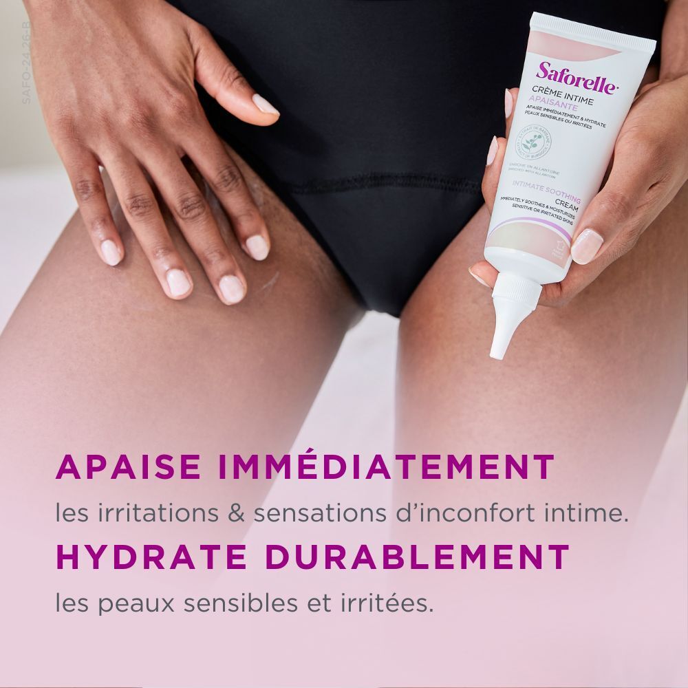 Mains tenant tube Saforelle. Texte: Apaise, hydrate. Zone intime. Fond rose.