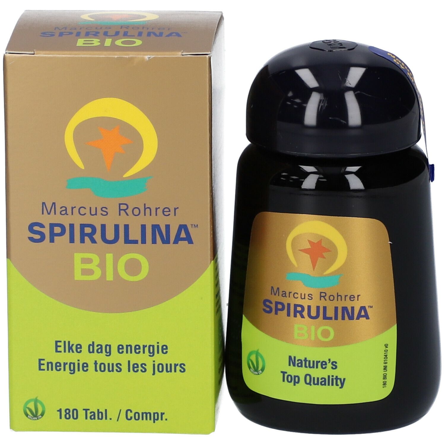 Produktverpackung und Flasche. Verpackung: Marcus Rohrer Spirulina Bio. Flasche: schwarz, rund.