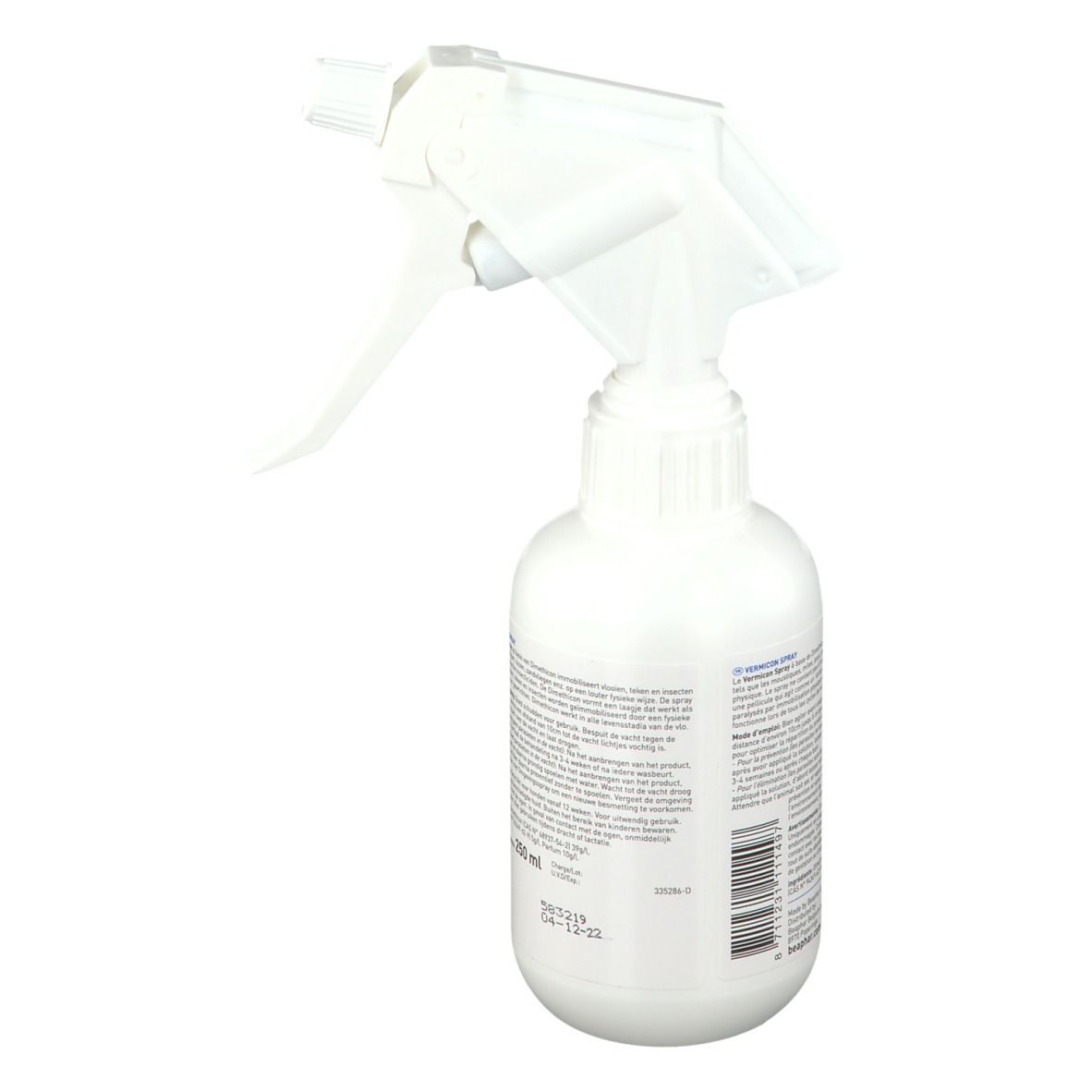 Weiße Sprühflasche mit Sprühkopf. Etikett mit Produktinformationen. 250 ml.